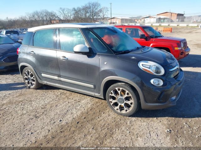 2017 FIAT 500L ZFBCFADH4HZ040206