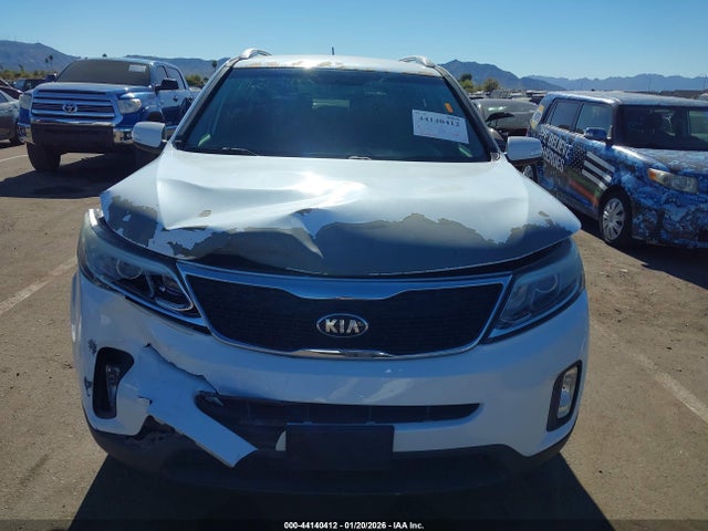 5XYKTDA66EG518111 KIA SORENTO LX