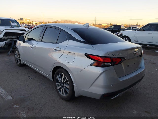 2022 NISSAN VERSA 3N1CN8EV4NL849935 Photo 2