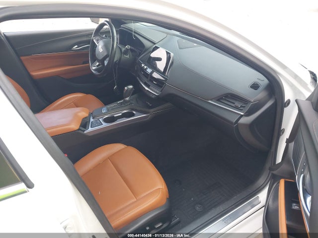 2022 CADILLAC CT4 1G6DB5RK7N0130672 Photo 4