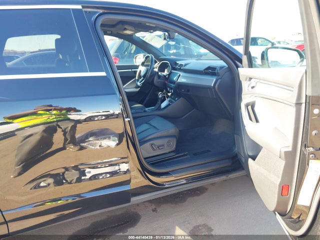 Продаж на аукціоні авто 2020 Audi Q3 Premium Plus 45 Tfsi Quattro Tiptronic, vin: WA1BECF3XL1046165, номер лоту: 44140439