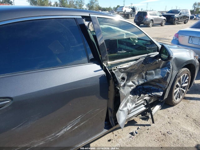 Lexus ES 300H 2022 58ACA1C17NU015233 Image 17