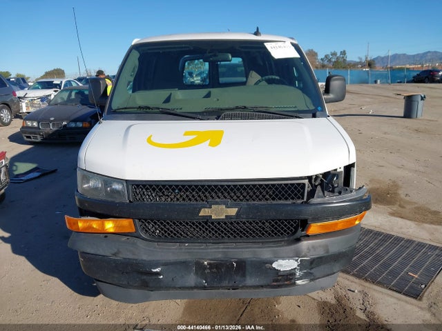 1GCWGAFPXJ1265875 Chevrolet Express 2500 Work Van