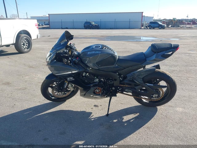 Suzuki GSX-R750 2025 JS1GR7MAXS7101597 Image 13