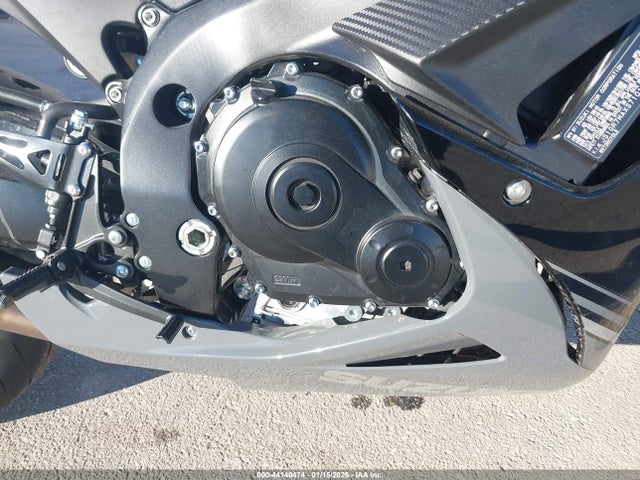 Suzuki GSX-R750 2025 JS1GR7MAXS7101597 Image 8