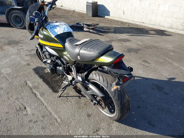 JKAZR2C11LA041307 Kawasaki Zr900 R