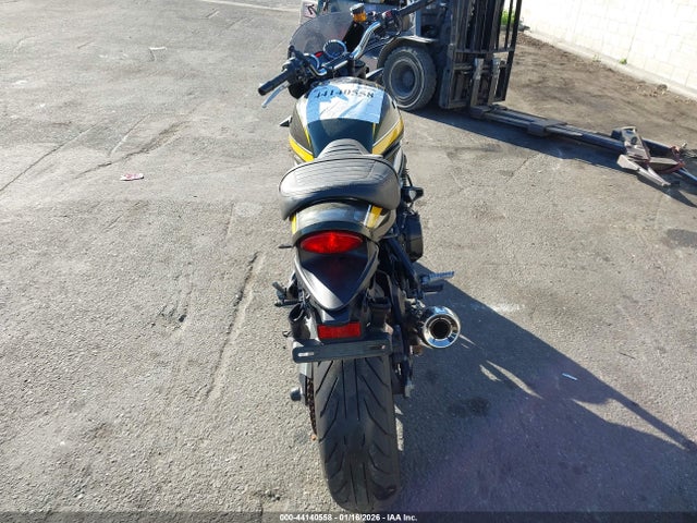 JKAZR2C11LA041307 Kawasaki Zr900 R