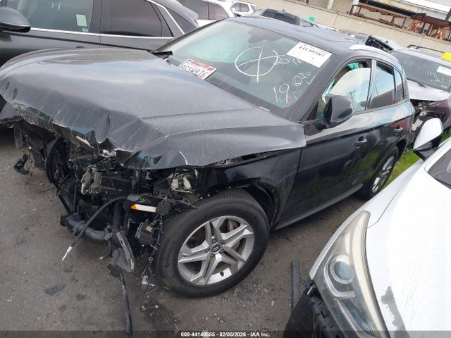 2018 AUDI Q5 WA1ANAFY0J2234082 Photo 1