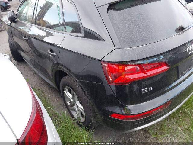 2018 AUDI Q5 WA1ANAFY0J2234082 Photo 2