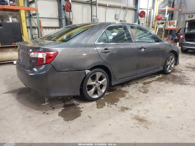 4T1BF1FK1EU735099 Toyota Camry Se Sport