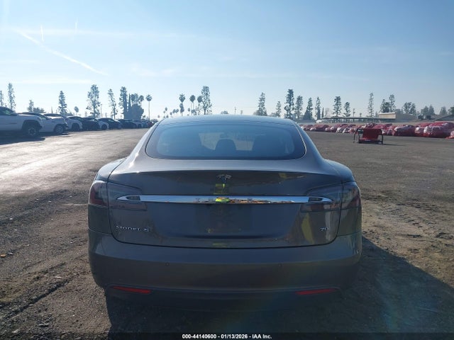Tesla Model S 60/70/85 2015 5YJSA1E10FF109310 Image 17
