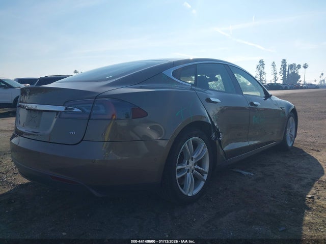 2015 TESLA MODEL S 5YJSA1E10FF109310 Photo 3