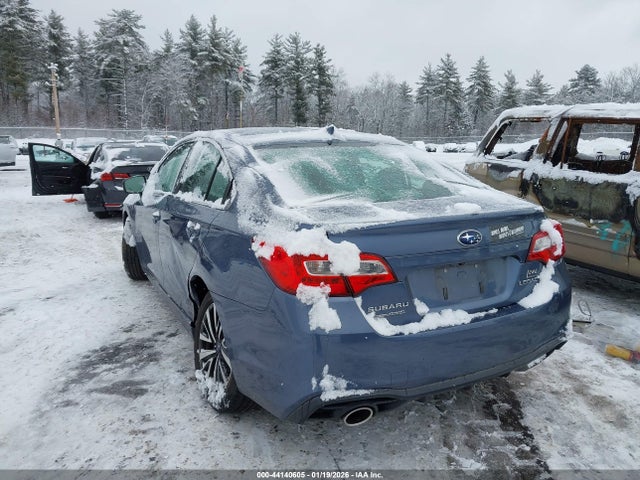 4S3BNAC69J3008047 Subaru Legacy 2.5i Premium