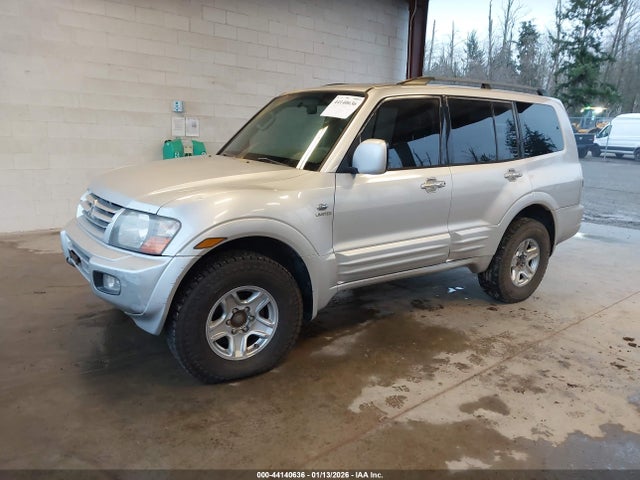 2002 MITSUBISHI MONTERO JA4MW51R82J069150 Photo 1
