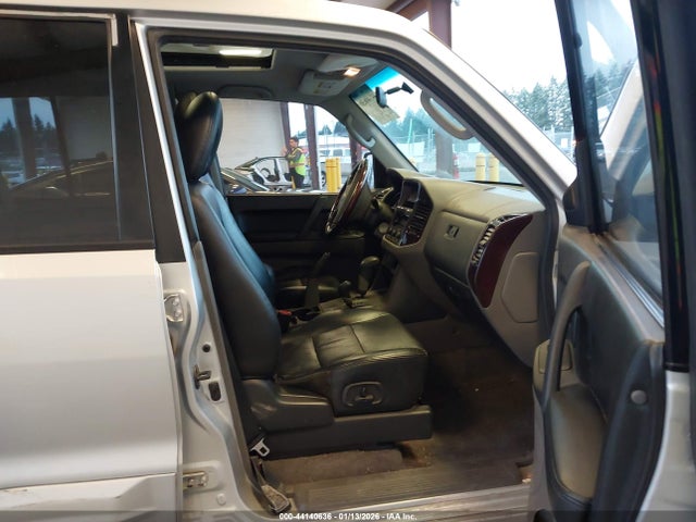 2002 MITSUBISHI MONTERO JA4MW51R82J069150 Photo 4