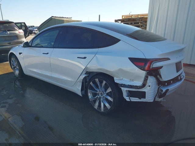 2025 TESLA MODEL 3 5YJ3E1EA1SF975942 Photo 2