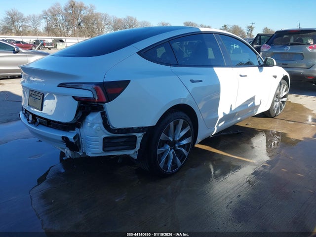 2025 TESLA MODEL 3 5YJ3E1EA1SF975942 Photo 3