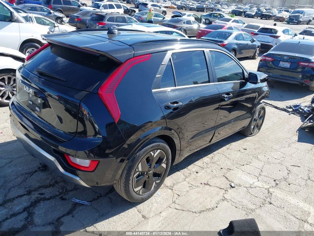 2023 KIA NIRO EV KNDCR3L11P5040044 Photo 3