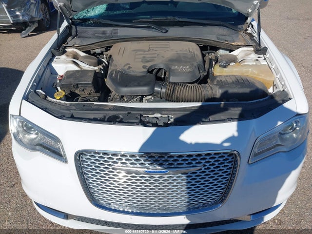 Chrysler 300 Limited Awd 2018 2C3CCAKG2JH240883 Image 10