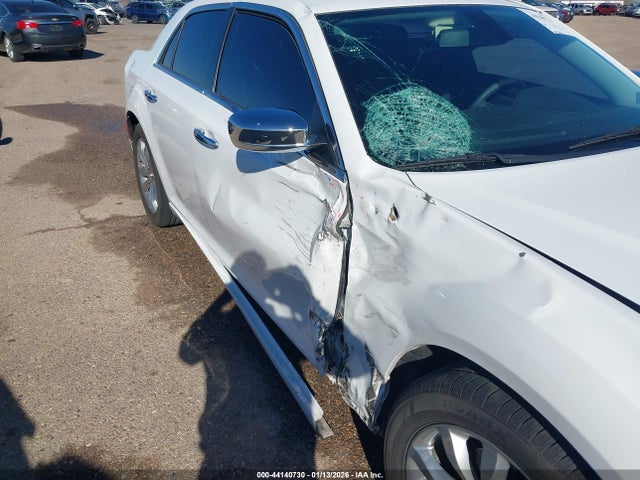 Chrysler 300 Limited Awd 2018 2C3CCAKG2JH240883 Image 6