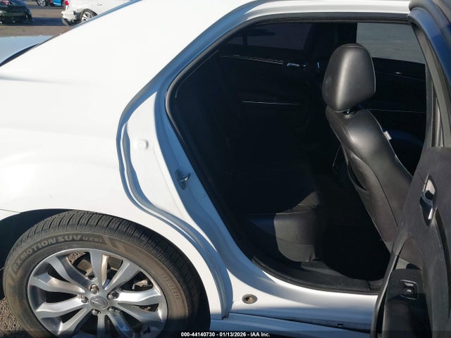 Chrysler 300 Limited Awd 2018 2C3CCAKG2JH240883 Image 8