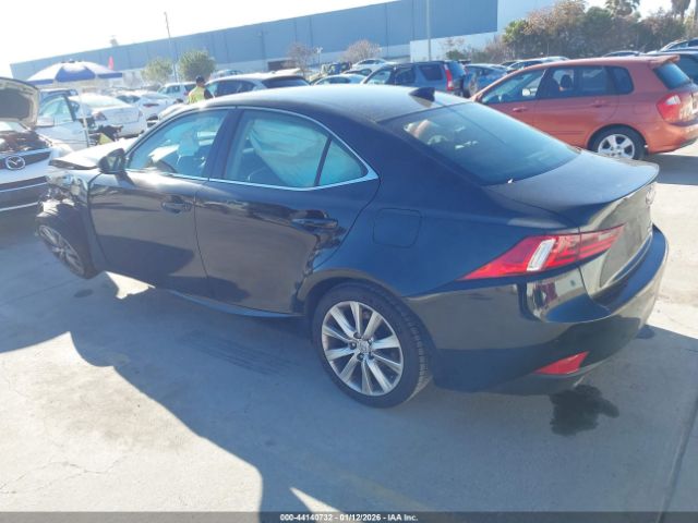 2015 LEXUS IS 250 JTHBF1D20F5049752 Photo 2