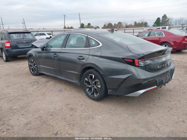 2024 HYUNDAI SONATA KMHL64JA4RA413259 Photo 2