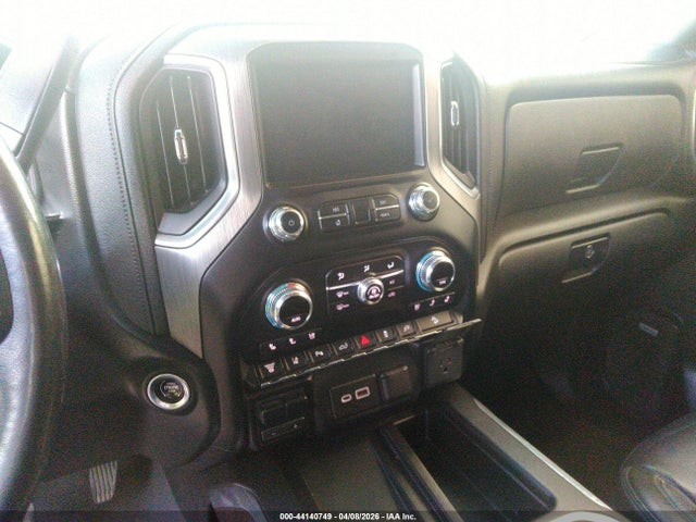 44140749 :رقم المزاد ، 1GT49REYXNF104770 vin ، 2022 Gmc Sierra 2500hd 4wd  Standard Bed Denali مزاد بيع