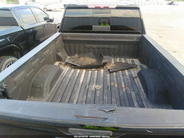 44140749 :رقم المزاد ، 1GT49REYXNF104770 vin ، 2022 Gmc Sierra 2500hd 4wd  Standard Bed Denali مزاد بيع