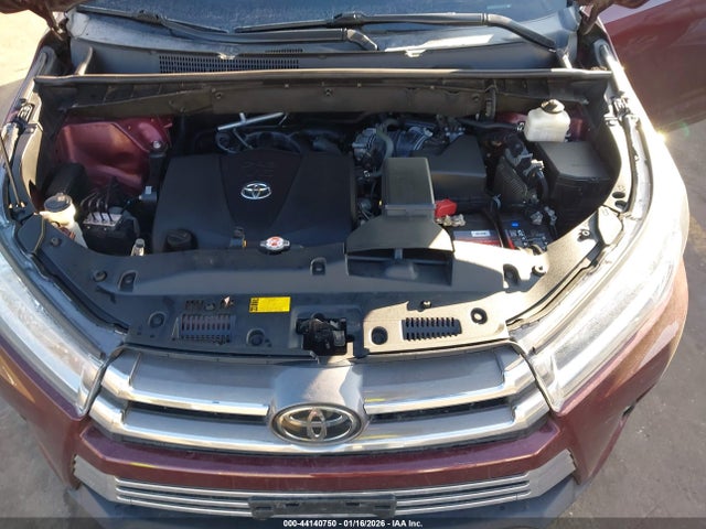 Toyota Highlander Limited 2018 5TDDZRFH0JS876297 Image 10