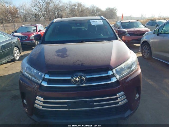Toyota Highlander Limited 2018 5TDDZRFH0JS876297 Image 13