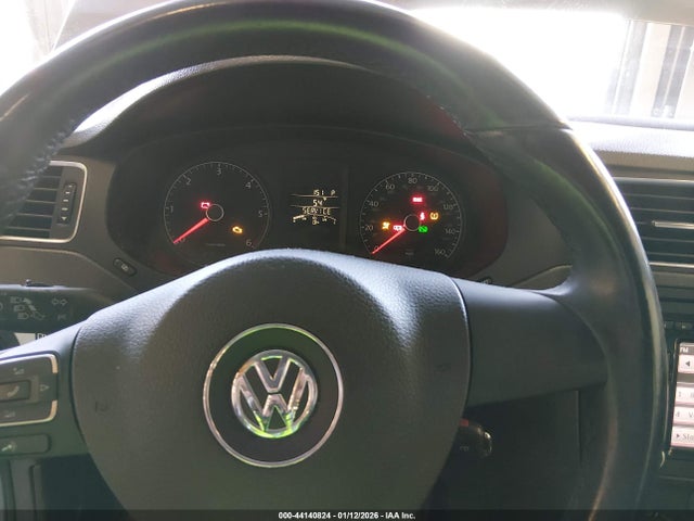 44140824 :رقم المزاد ، 3VWLL7AJ0BM048213 vin ، 2011 Volkswagen Jetta 2.0l Tdi مزاد بيع