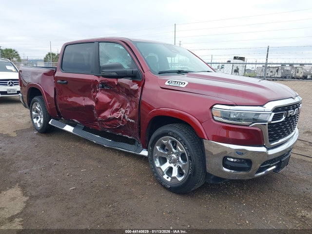 2025 RAM 1500 1C6RREFG3SN717732