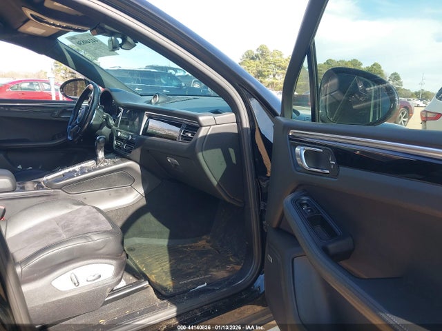 2020 PORSCHE MACAN WP1AA2A58LLB03143 Photo 4