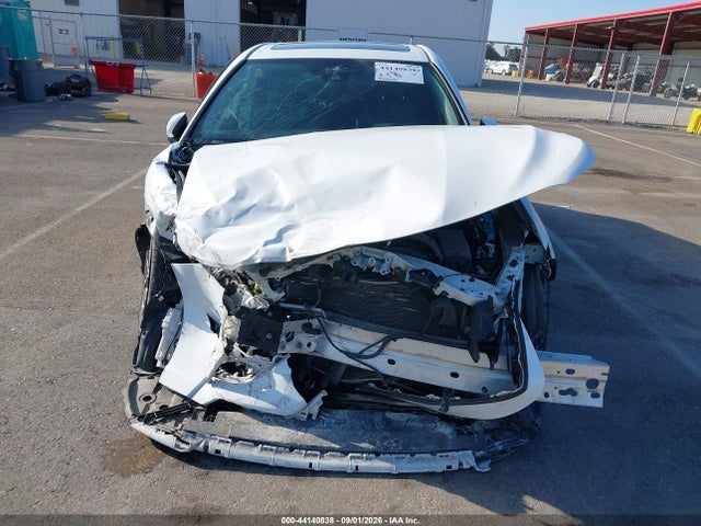 4T1J31AK8LU542361 Toyota Camry Hybrid Se