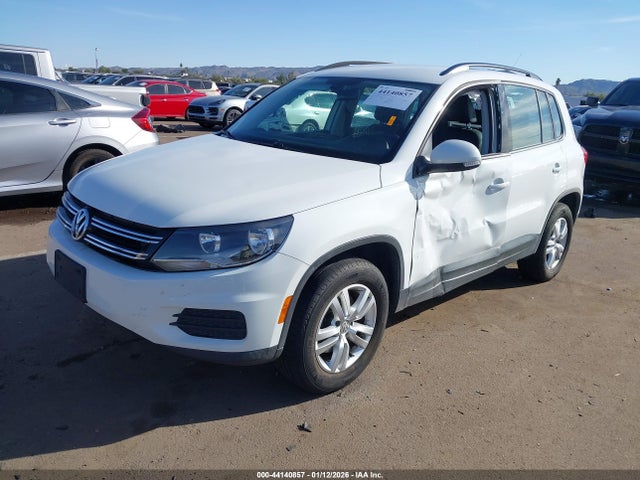 WVGBV7AX2HW512698 Volkswagen Tiguan 2.0t S
