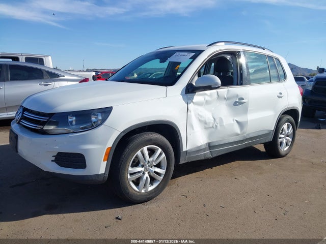 WVGBV7AX2HW512698 Volkswagen Tiguan 2.0t S