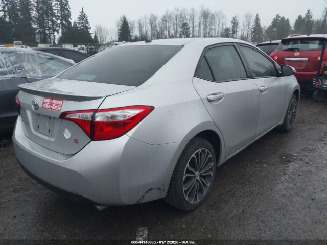 2015 TOYOTA COROLLA 5YFBURHE9FP266181 Photo 3