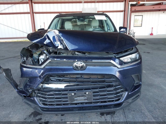 Toyota Grand Highlander Xle 2024 5TDAAAB55RS033831 Image 12