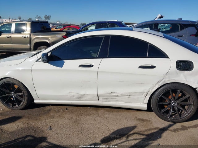 Mercedes-Benz CLA 250 2017 WDDSJ4EB7HN458923 Image 14