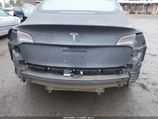 2018 TESLA MODEL 3 5YJ3E1EB8JF069116 Photo 5
