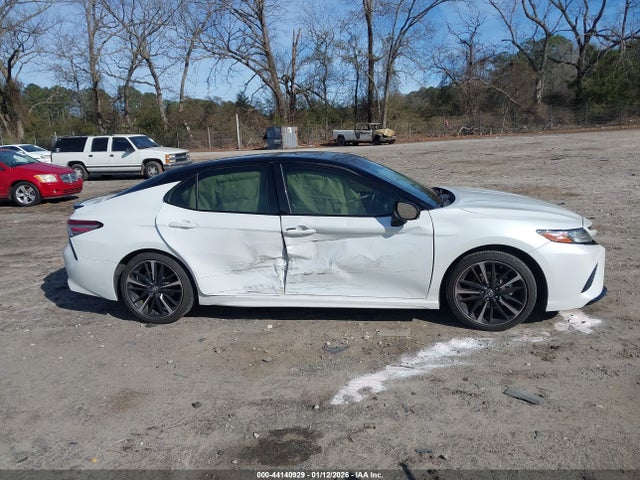 4T1B61HK7JU015720 Toyota CAMRY XSE