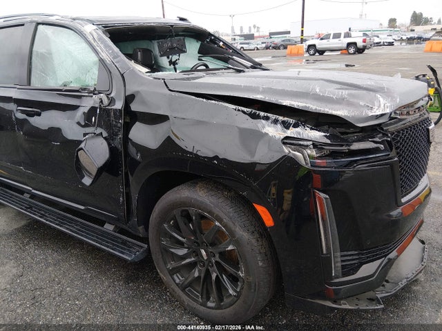 Продаж на аукціоні авто 2023 Cadillac Escalade 4wd Sport Platinum, vin: 1GYS4GKL0PR271105, номер лоту: 44140935