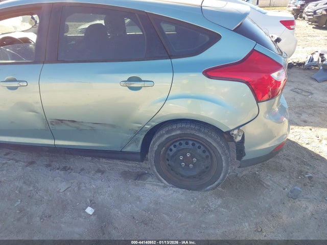 Продаж на аукціоні авто 2012 Ford Focus Se, vin: 1FAHP3K21CL443880, номер лоту: 44140952