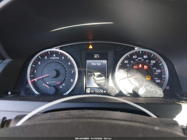 4T1BF1FK9HU442930 Toyota CAMRY SE