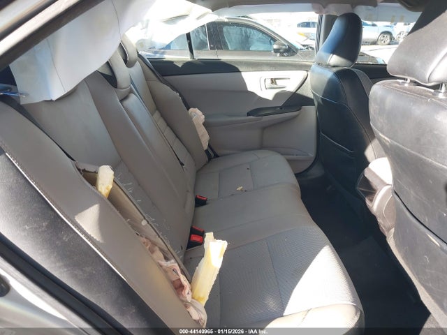 4T1BF1FK9HU442930 Toyota CAMRY SE