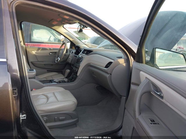 1GNKVHKD1GJ271010 Chevrolet Traverse 2lt