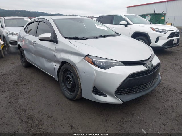 Toyota COROLLA LE 2017 2T1BURHE1HC925079 zdjęcie główne