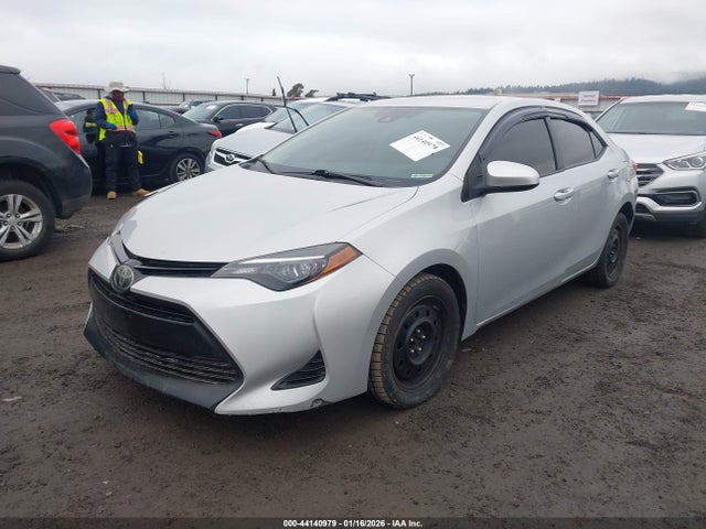 Toyota COROLLA LE 2017 2T1BURHE1HC925079 Image 2