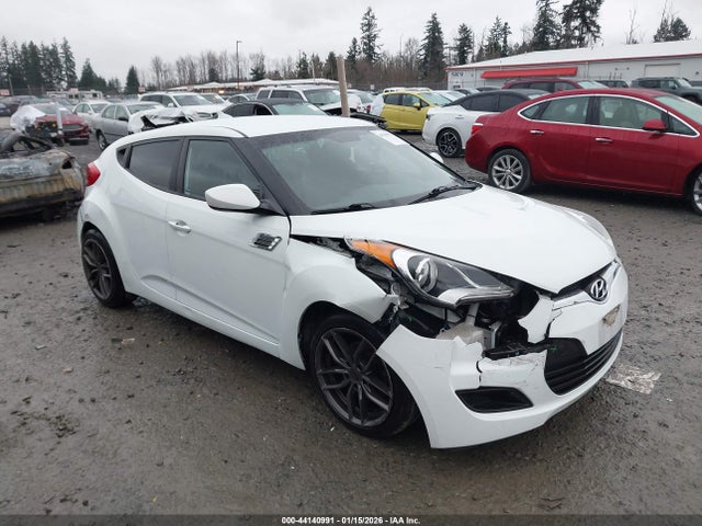 Hyundai Veloster 2016 KMHTC6AD5GU261065 main image